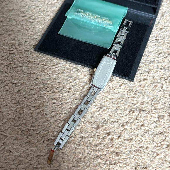 Bulova watch - Picture 7 of 17